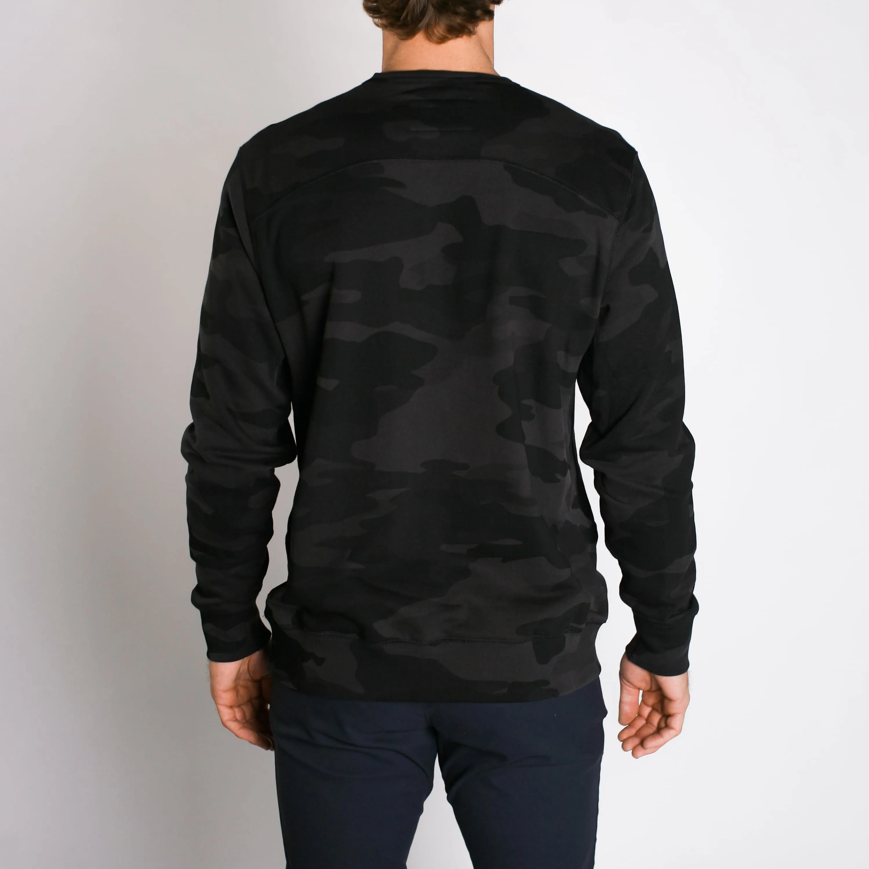 Mills Crewneck Black Camo