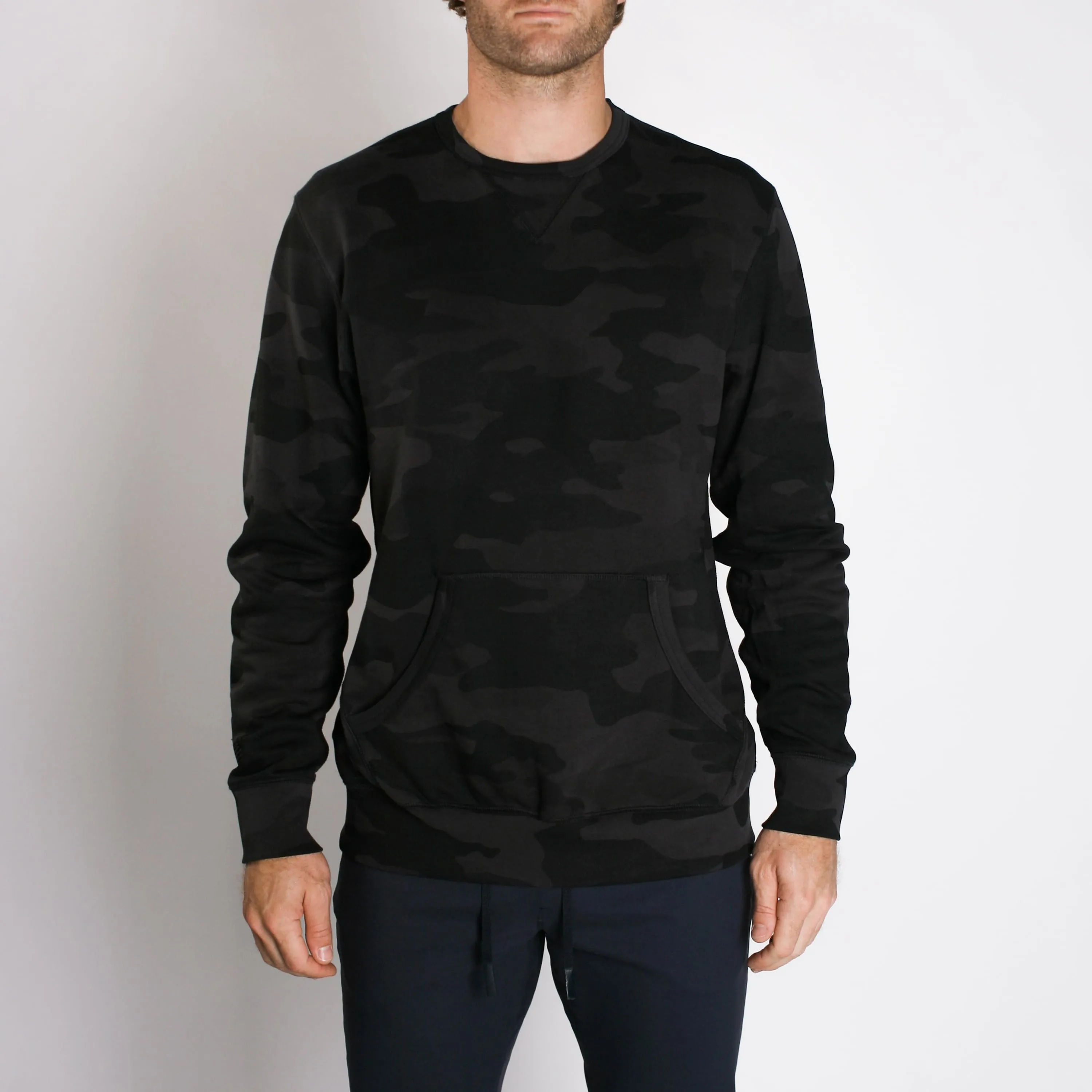 Mills Crewneck Black Camo